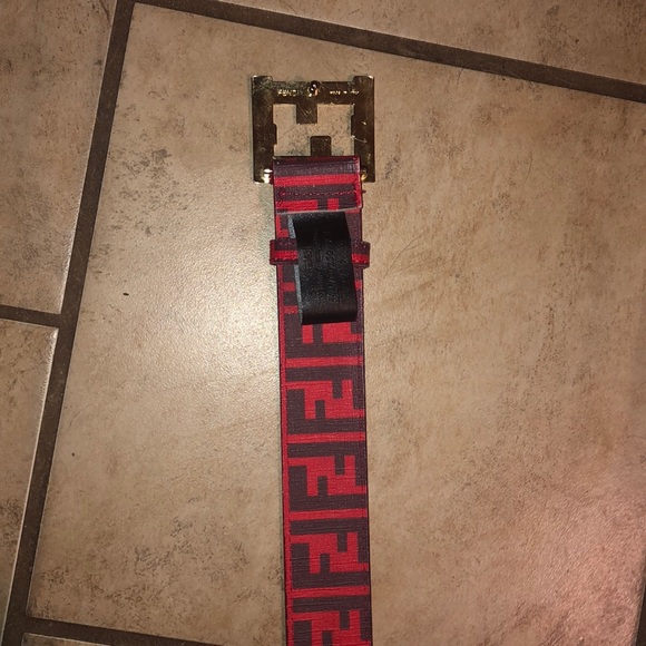 Fendi belt size 44 - Picture 4 of 5